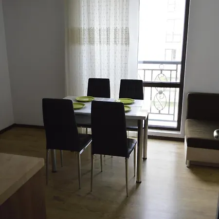 Julie Sea View Апартаменти